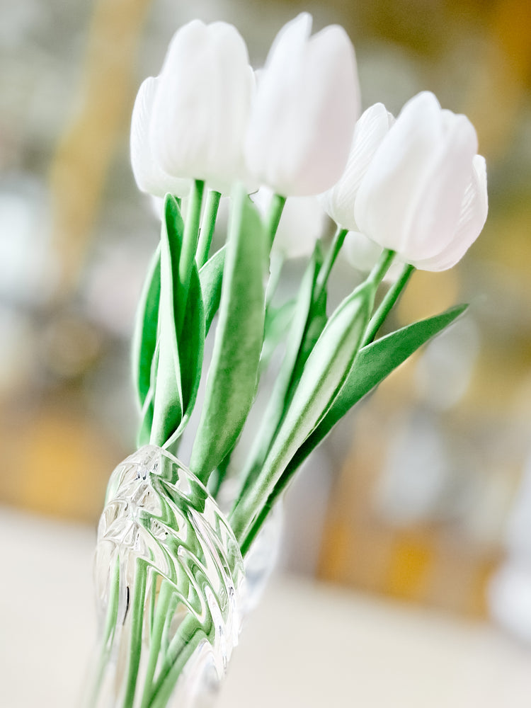 10 Life-Like White Tulips