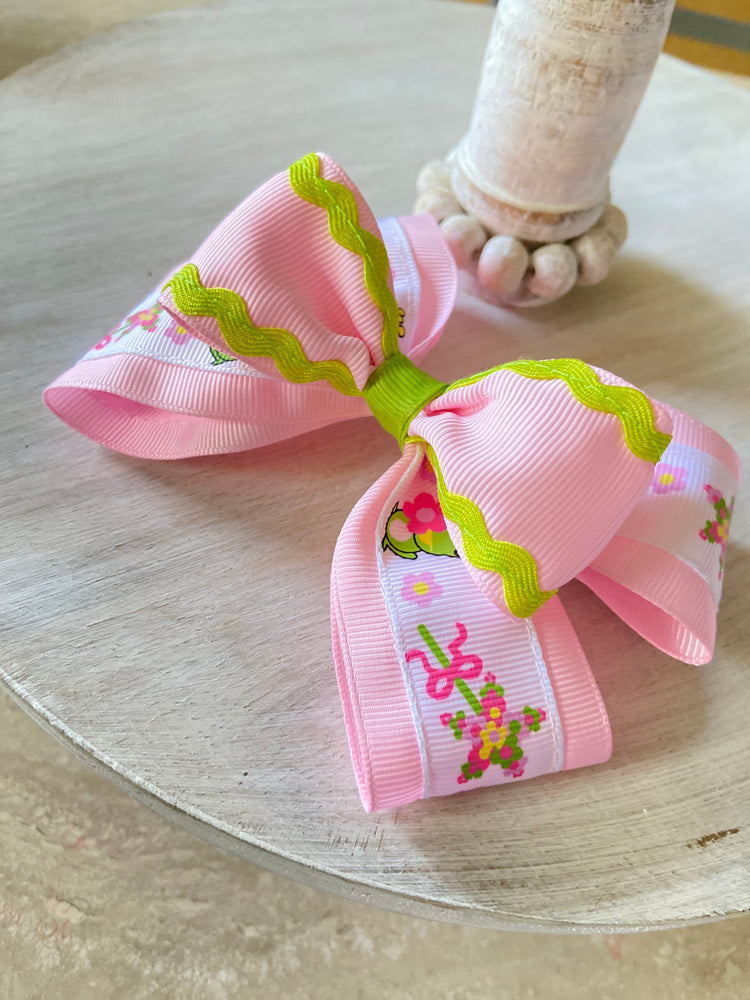 Unique Pink & Green Bows with Frogs, Wands & Rick Rack