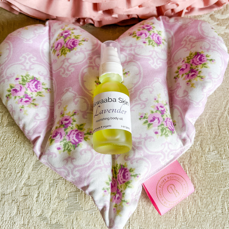 Handmade Large Heart Shaped Lavender or Peony Scented Hot/Cold Pack with Lavender Oil or Peony Oil Gift Set
