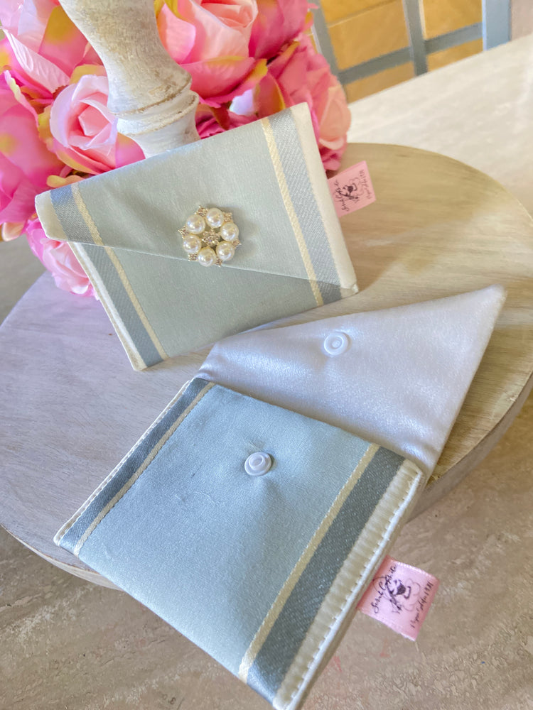 Coastal Grandmother Blue Elegant Silk Executive Business Card Holder Clutch