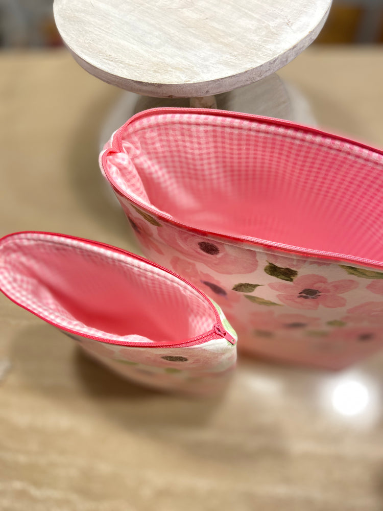 beautiful pink knitting, crocheting, cross stitching project bag