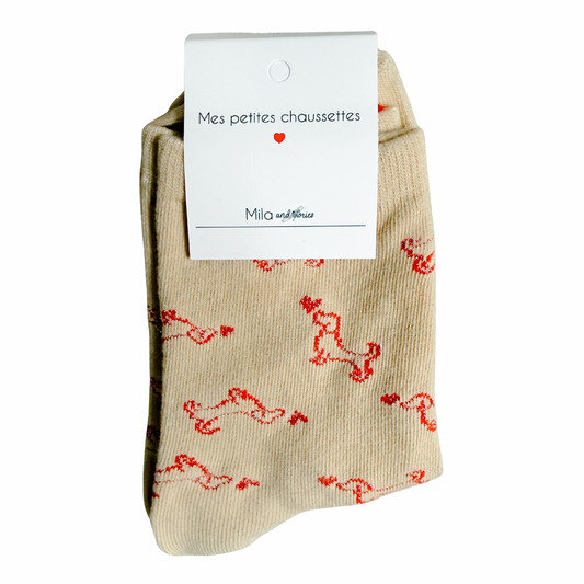 Parisian Dachshund Heart Socks – Shimmery Knit Cozy Socks in White & Beige | French Unisex Gift | Chic Accessories