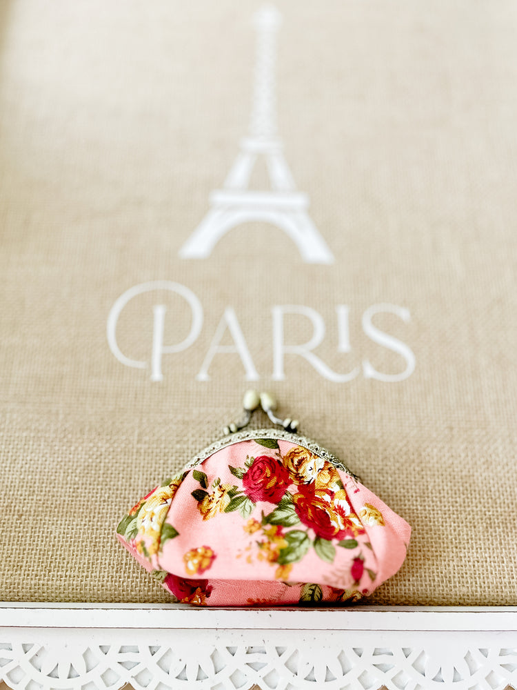 Elegant Vintage Floral Kiss Lock Small Bags