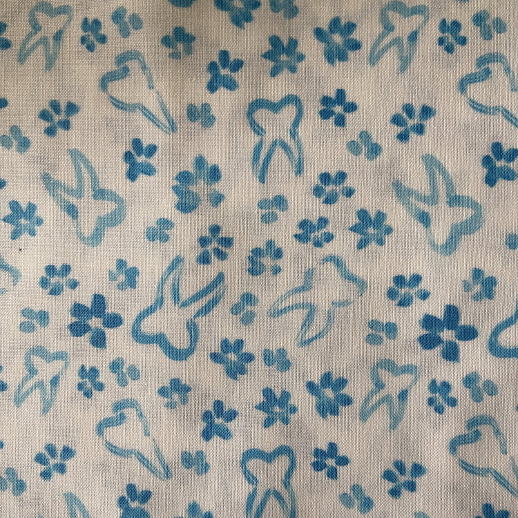 Light blue and white tooth fabric print