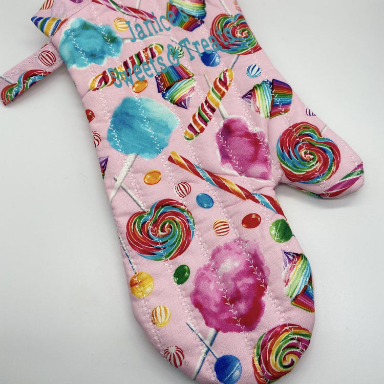 Candy personalized oven mitt