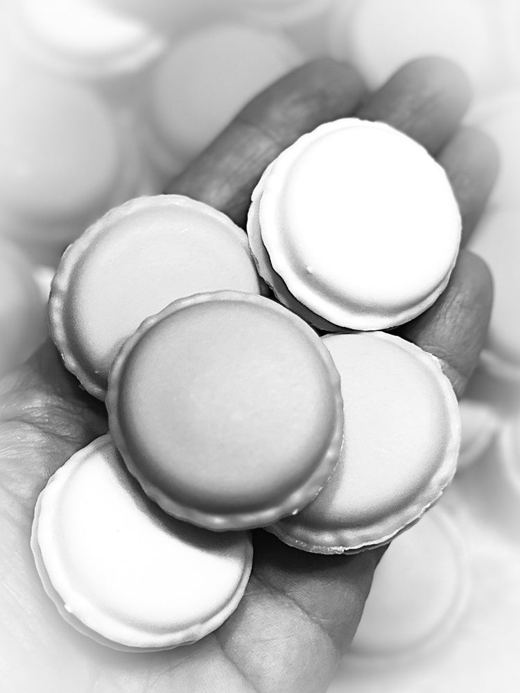 Petite Macaron Containers