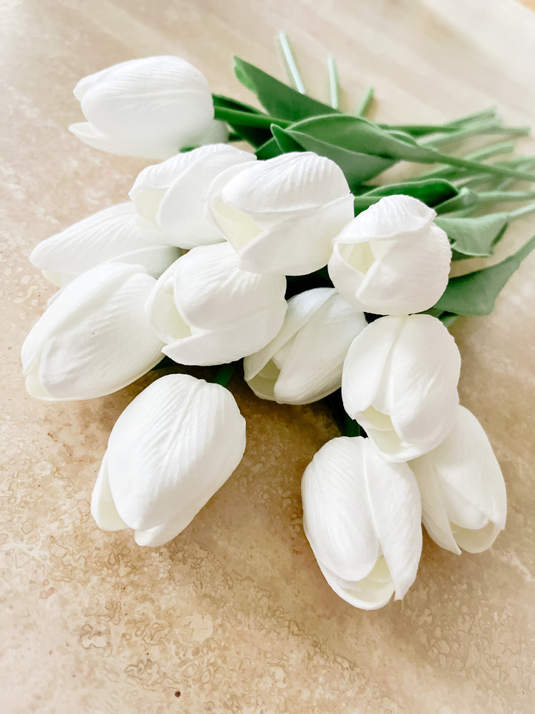 10 Life-Like White Tulips