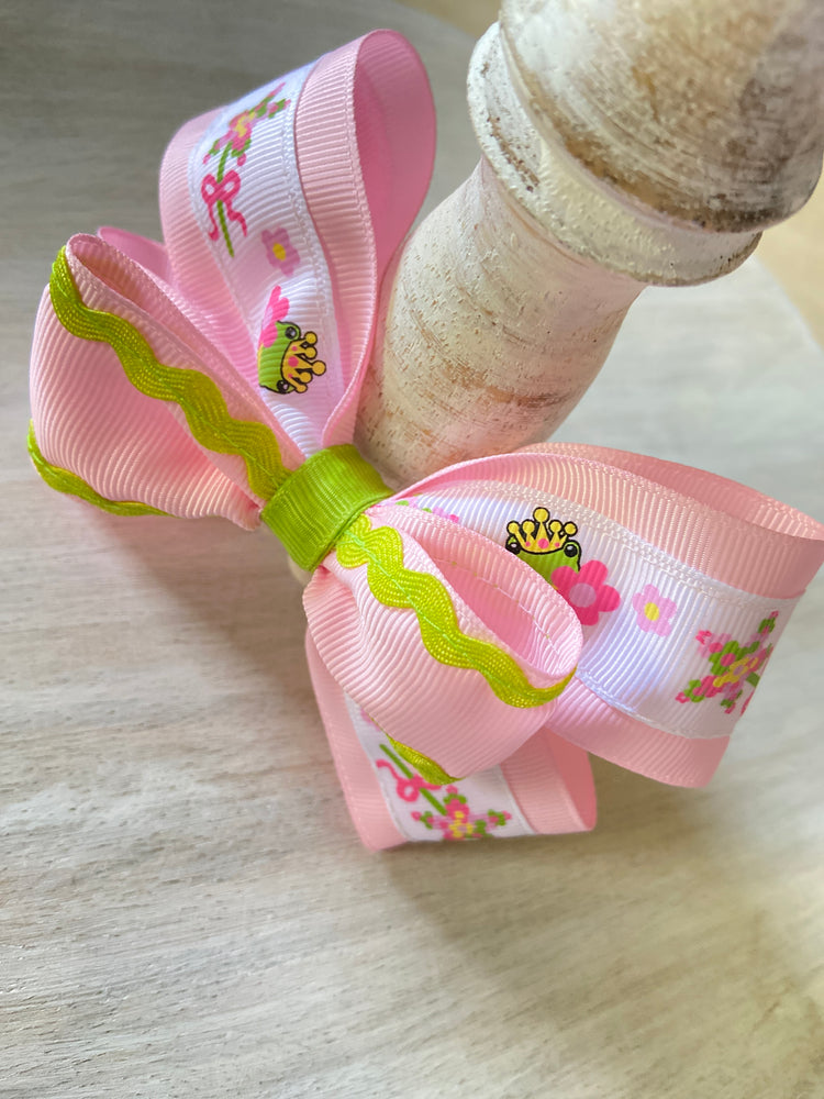 Unique Pink & Green Bows with Frogs, Wands & Rick Rack